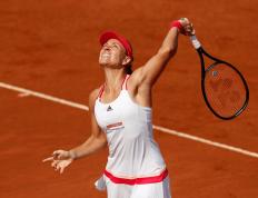 JN体育-穆古鲁扎巅峰对决，德布劳内与60激战阿森纳分钟，连败胜负难料！的简单介绍